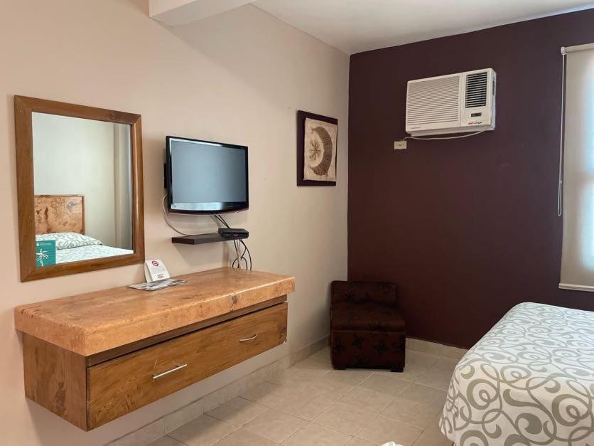 Hotel Santo Domingo Express Villahermosa Luaran gambar